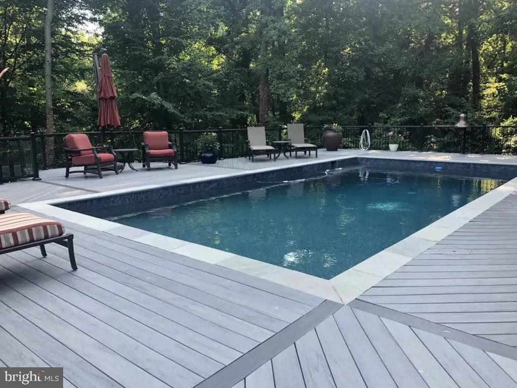 THE DOWNS - Residential