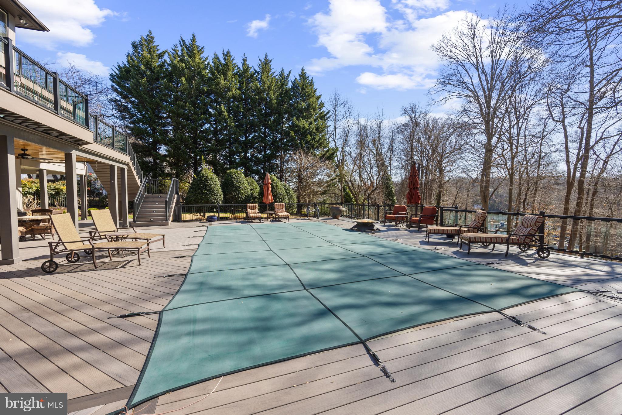 THE DOWNS - Residential