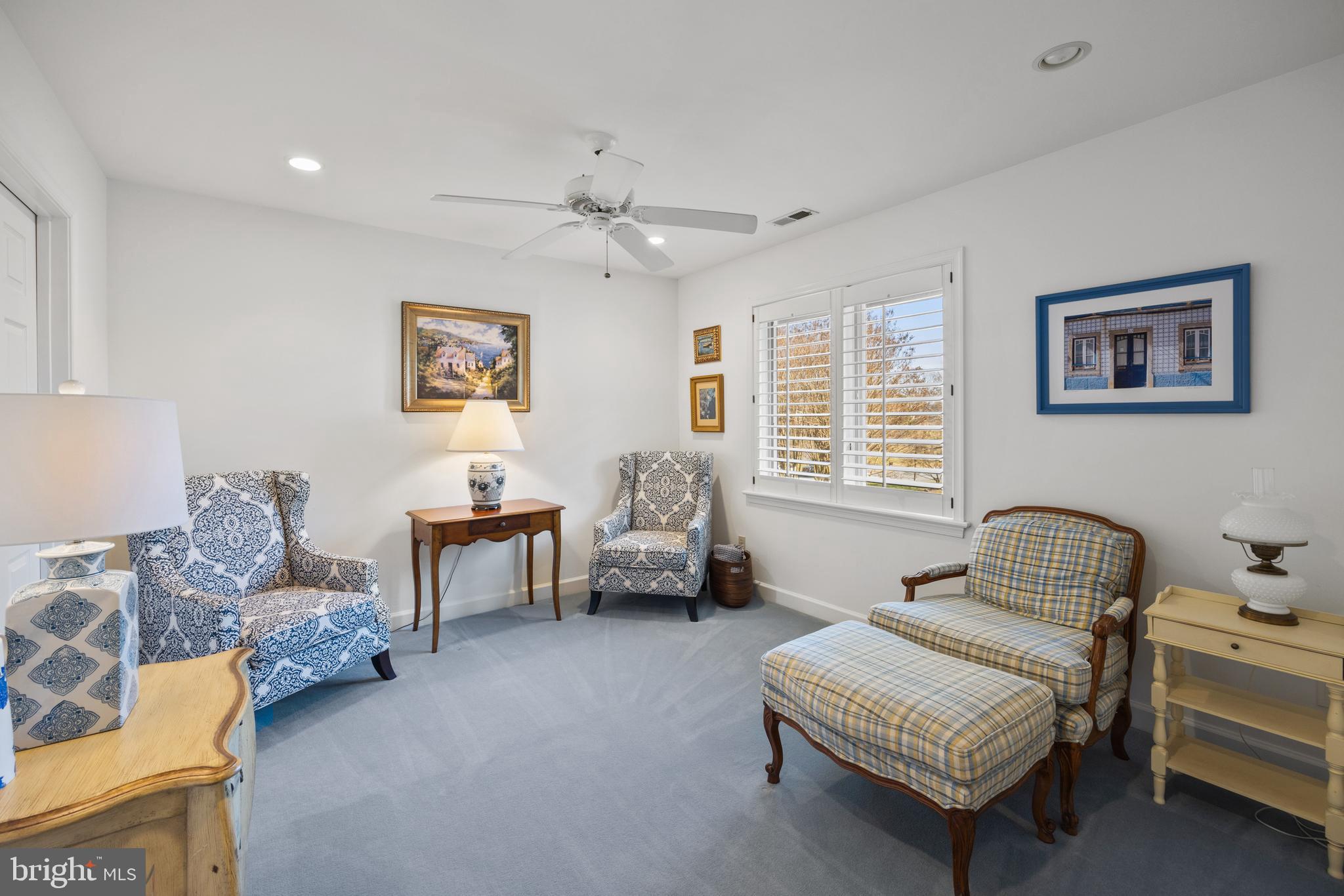 THE DOWNS - Residential