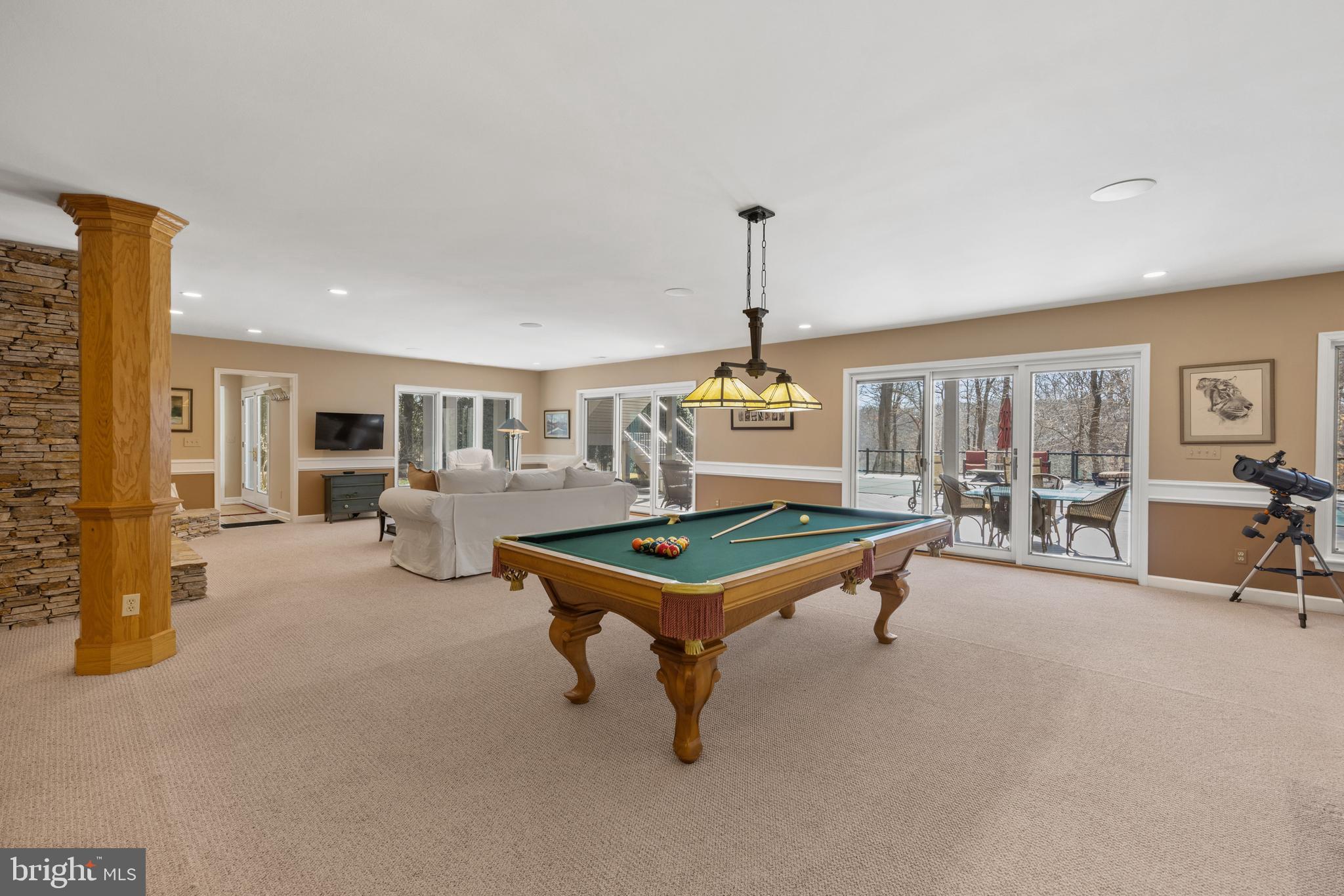 THE DOWNS - Residential