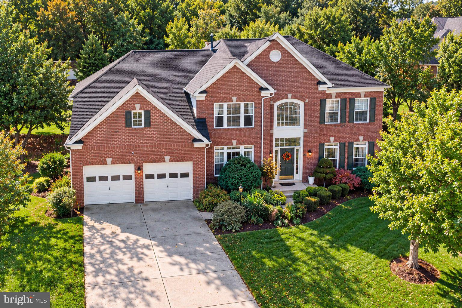 5909 BRIGHT FLOW MEWS