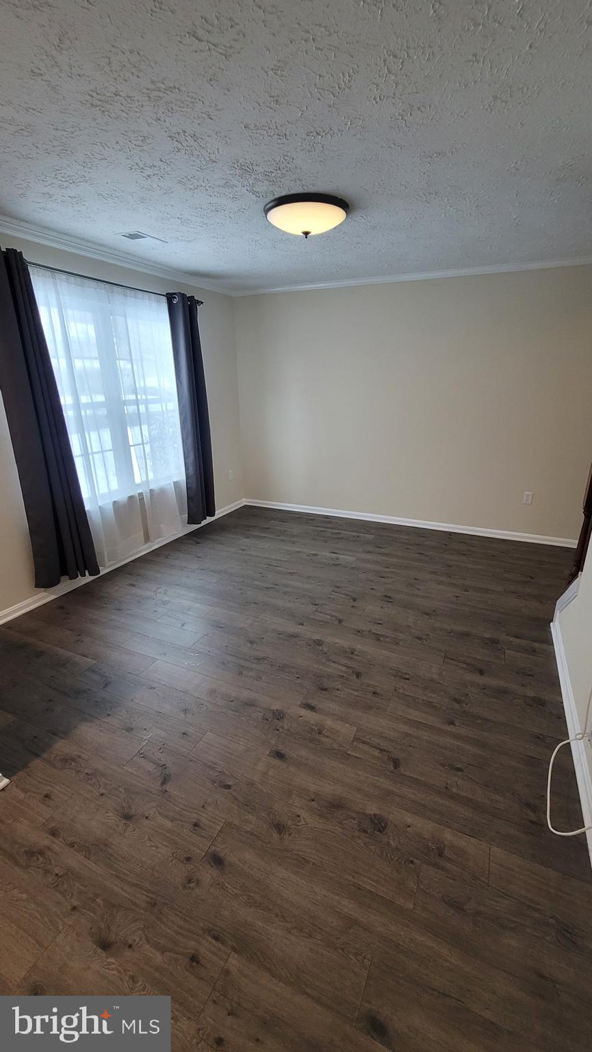 ST CHARLES SUB - DORCHESTER - Residential Lease