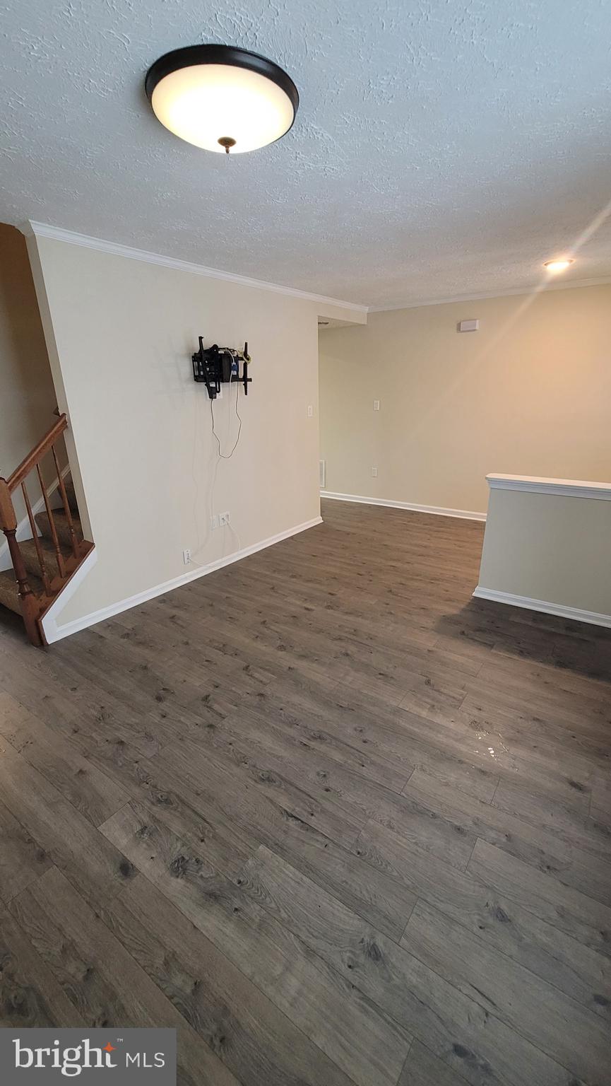 ST CHARLES SUB - DORCHESTER - Residential Lease