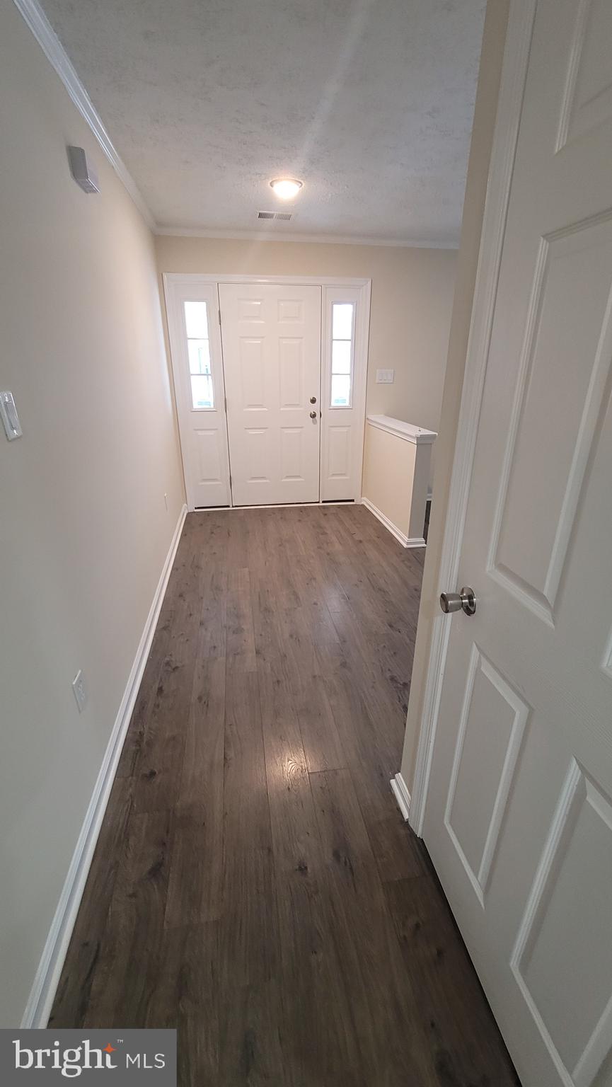 ST CHARLES SUB - DORCHESTER - Residential Lease