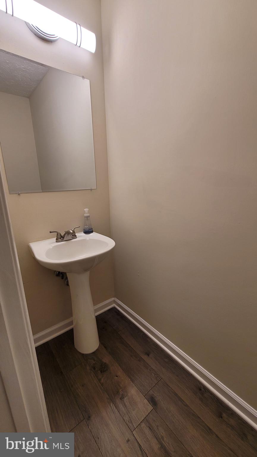 ST CHARLES SUB - DORCHESTER - Residential Lease