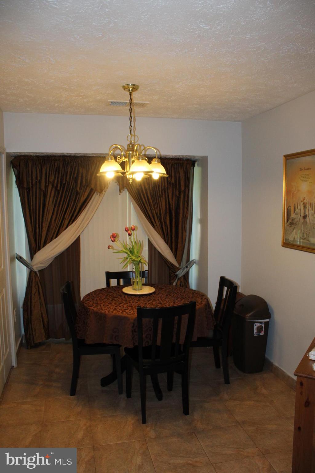 HAMPSHIRE - Residential