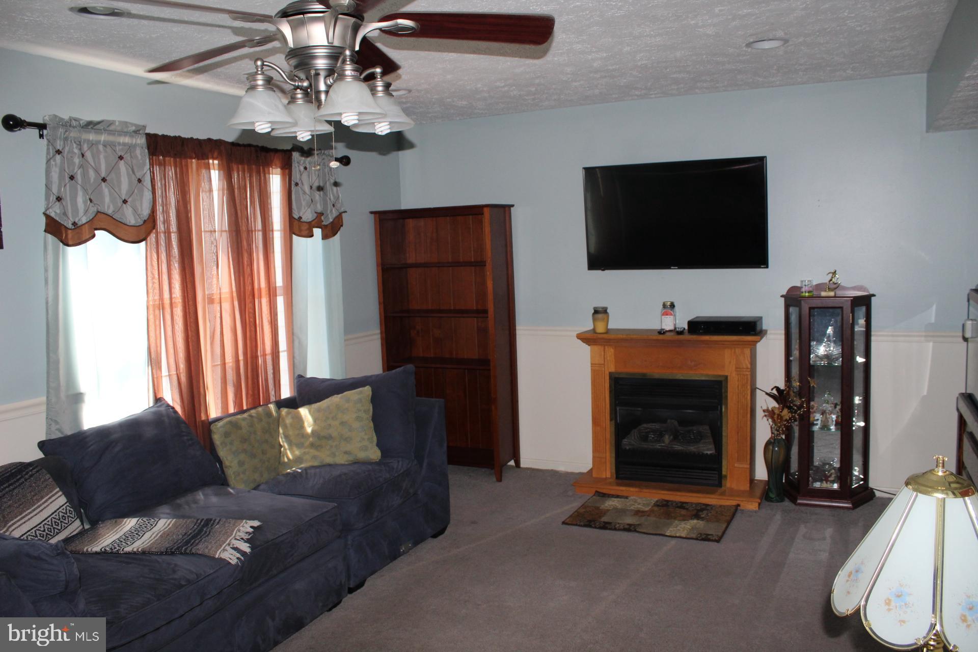 HAMPSHIRE - Residential