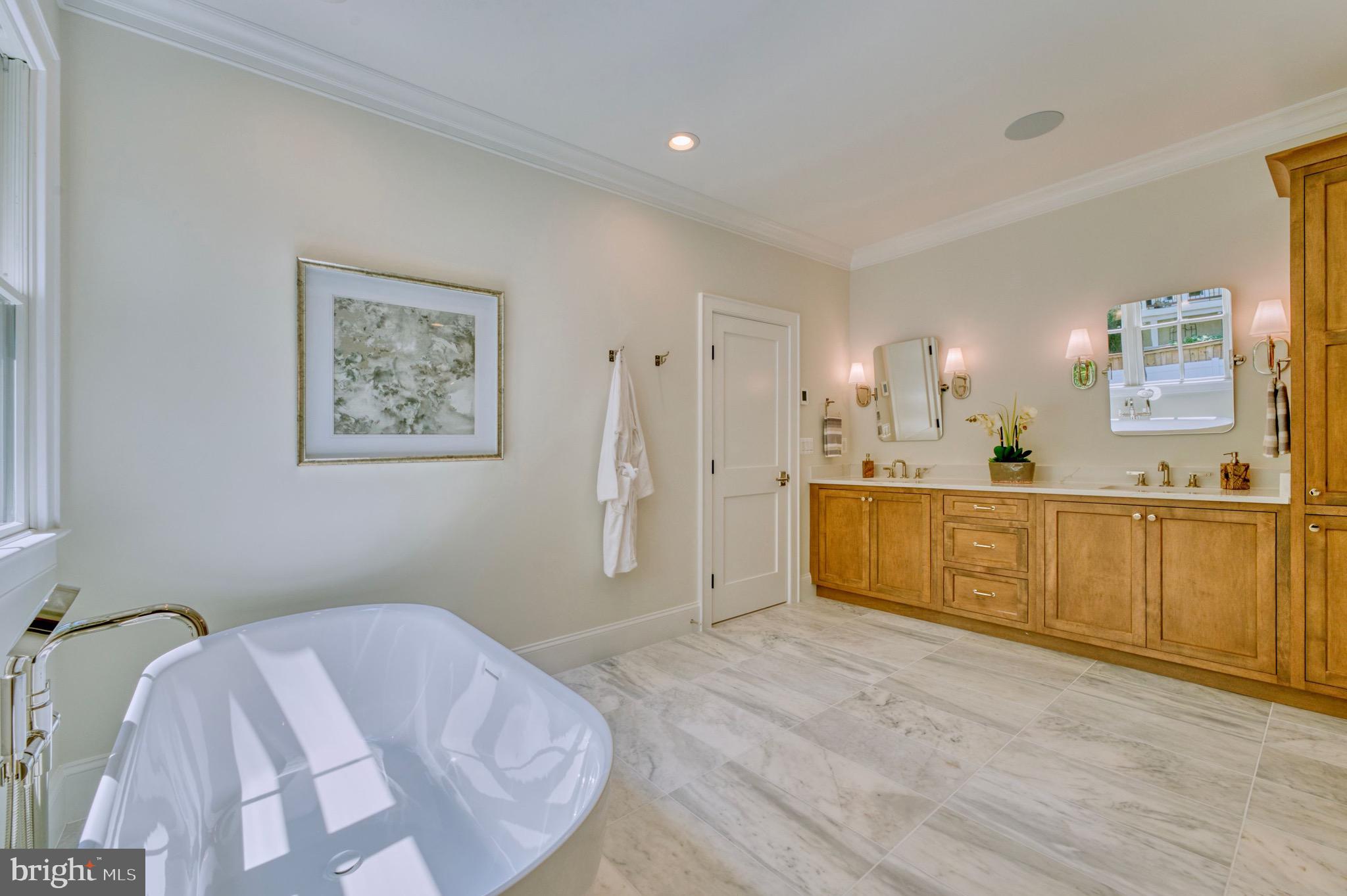 CHESTERBROOK GARDENS - Residential