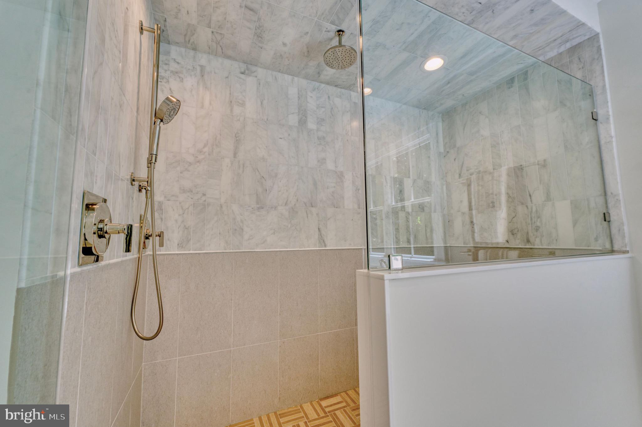 CHESTERBROOK GARDENS - Residential