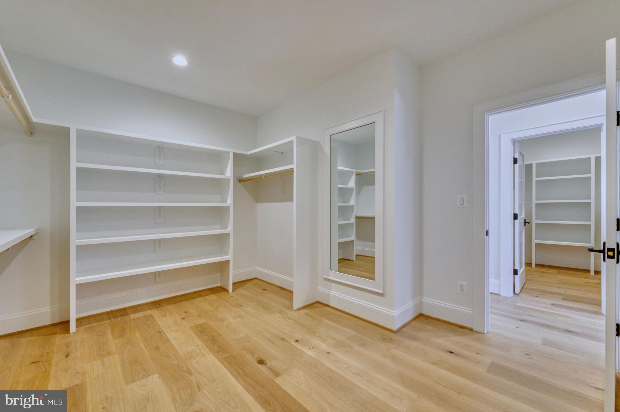 CHESTERBROOK GARDENS - Residential