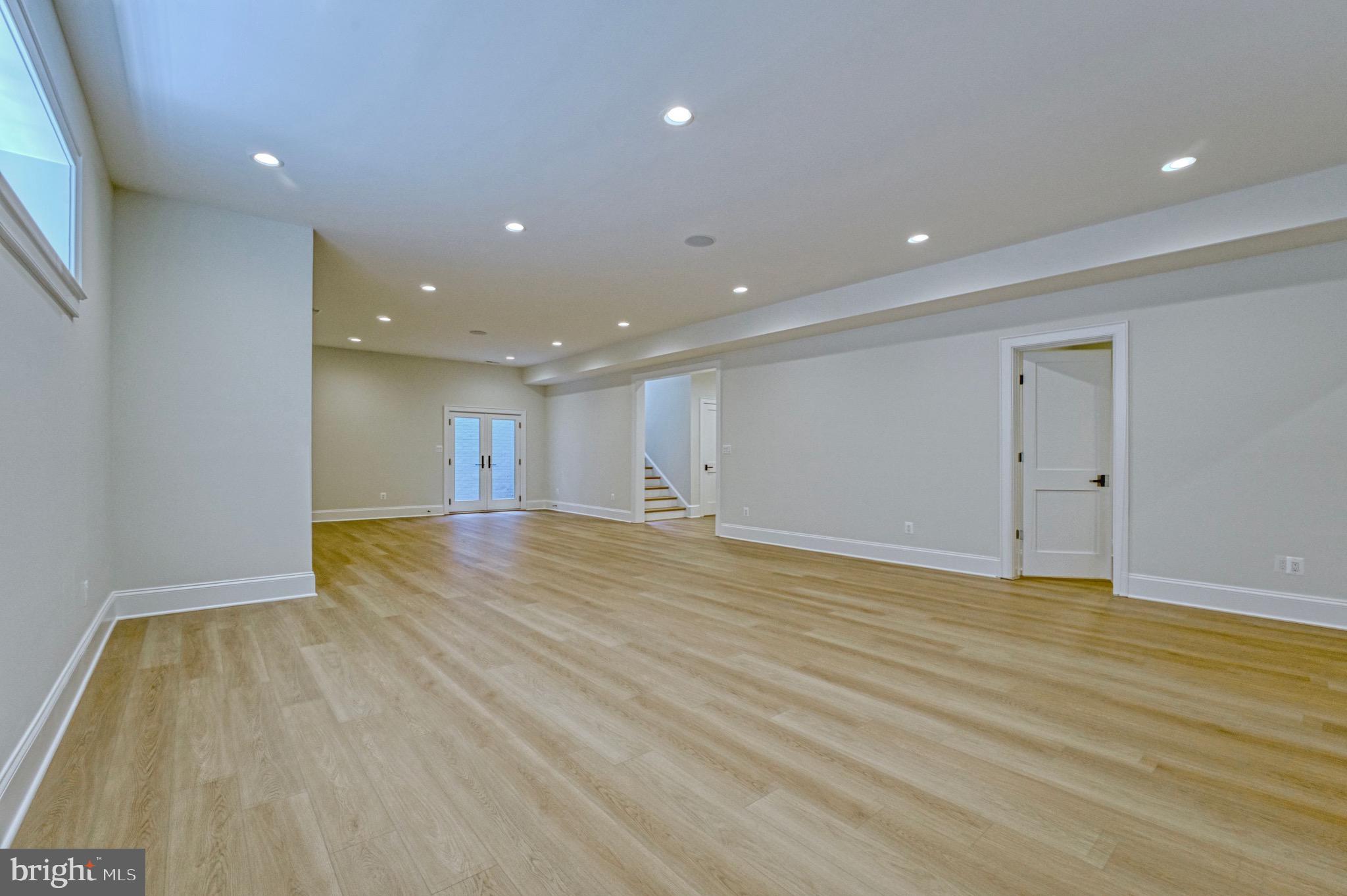 CHESTERBROOK GARDENS - Residential