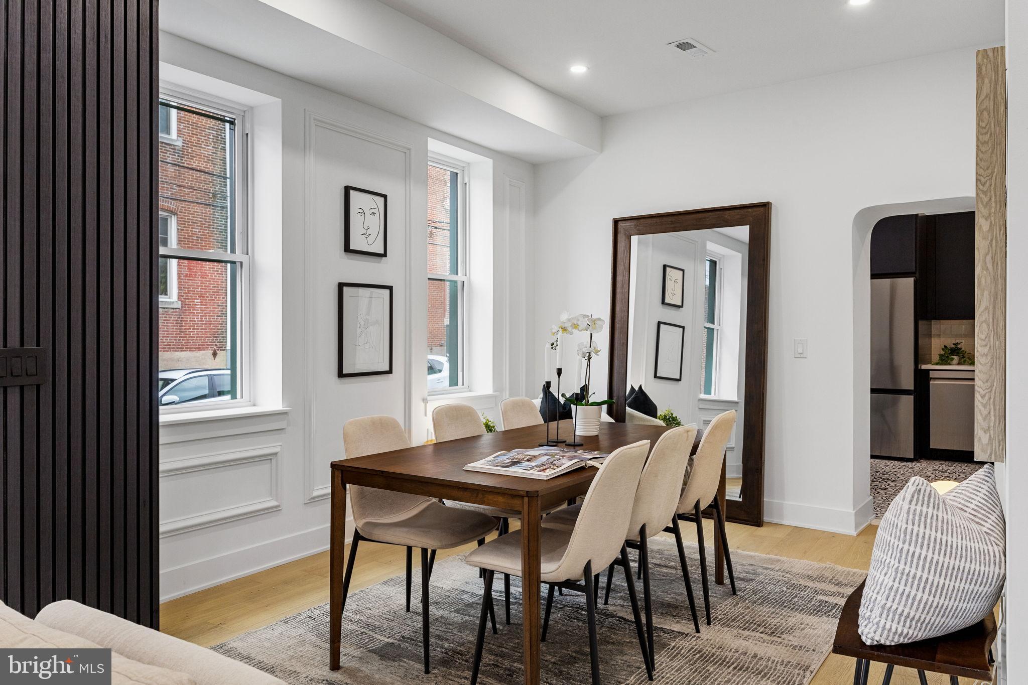 17 E COLUMBIA AVENUE