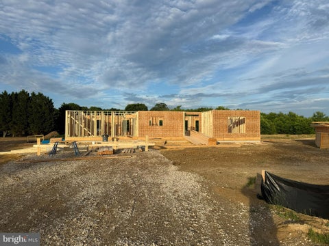 Homes For Sale - 302 Greenbrook Dr Dr<br/> MILFORD, DE 19963