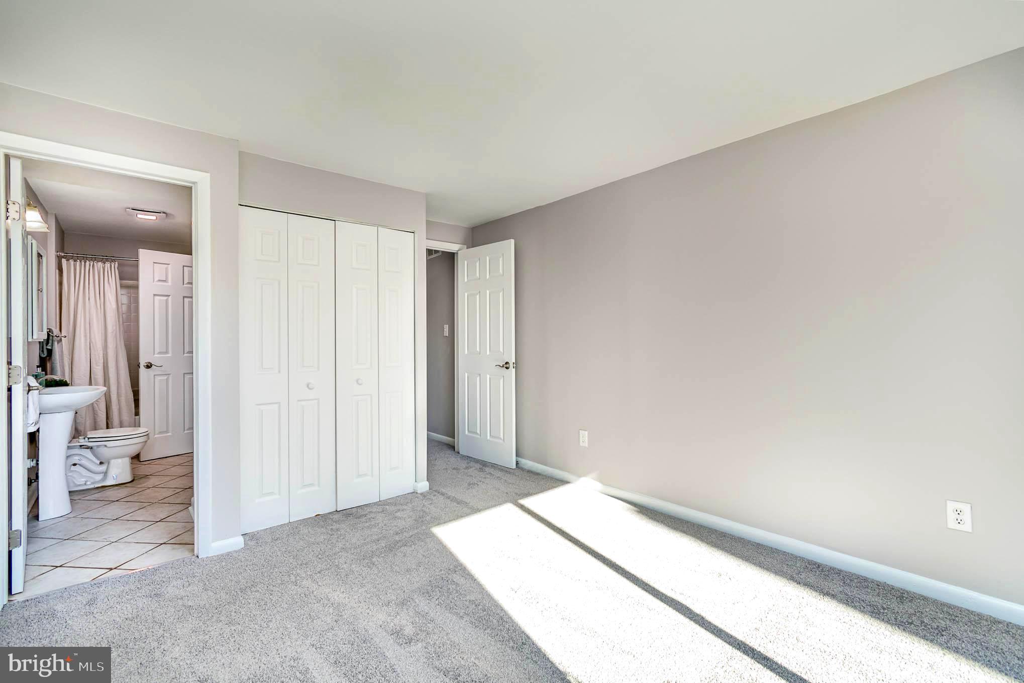 WASHINGTON VILLAGE - Residential