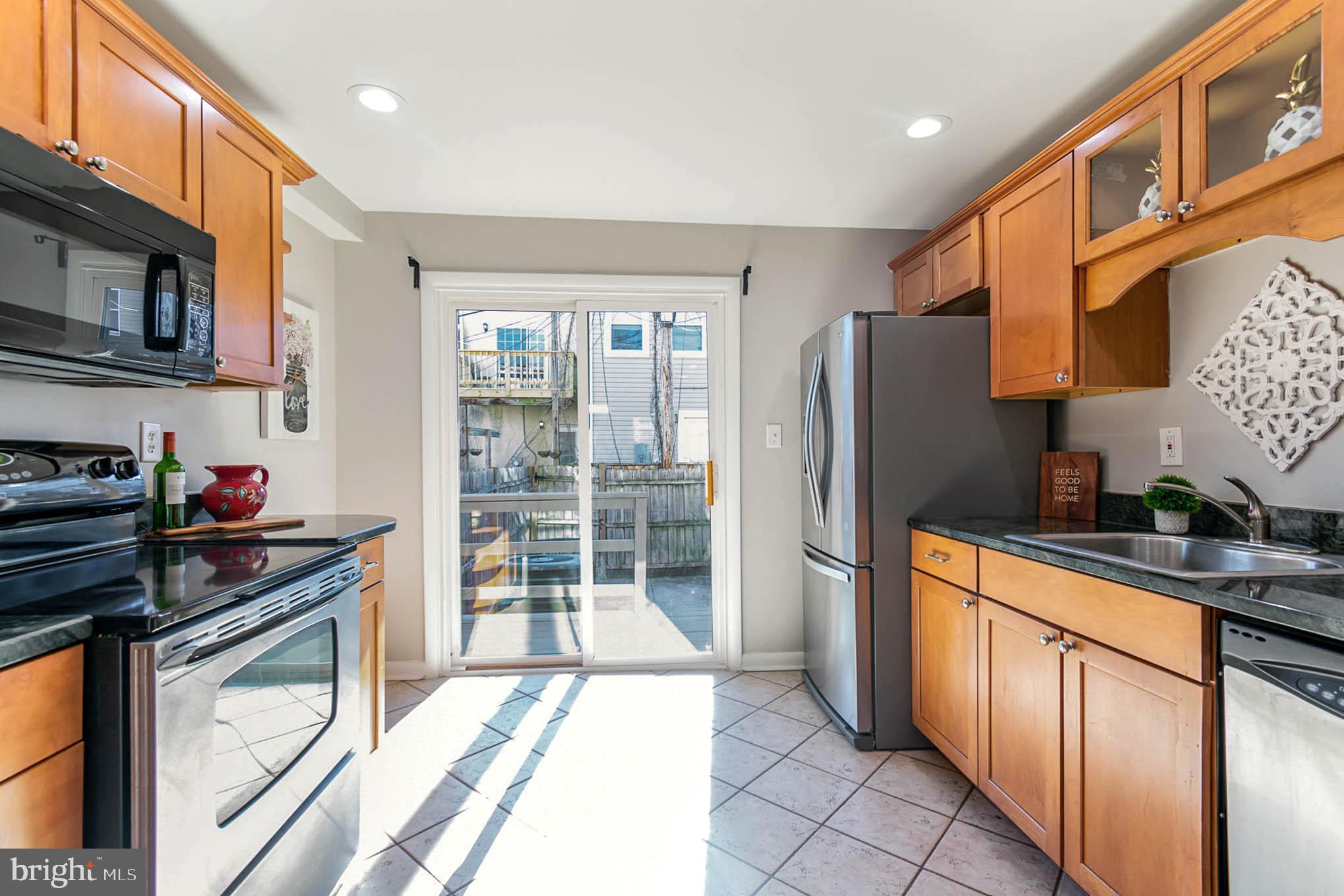 WASHINGTON VILLAGE - Residential