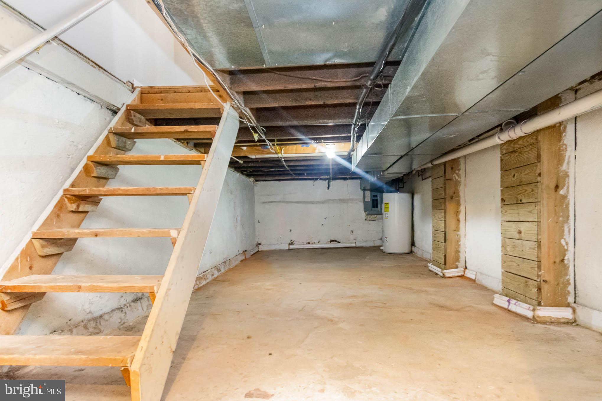 WASHINGTON VILLAGE - Residential