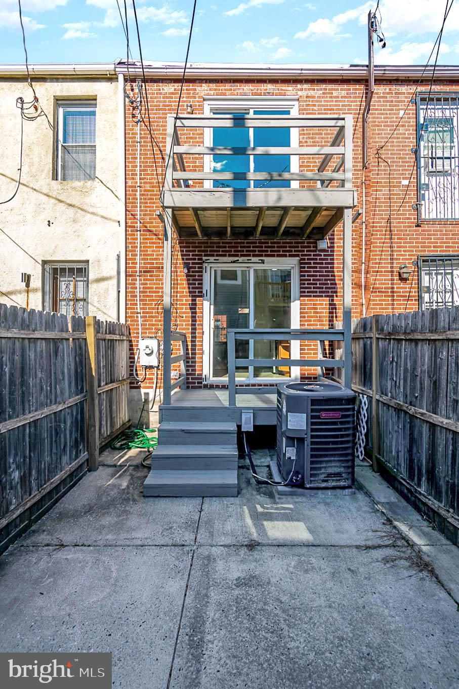 WASHINGTON VILLAGE - Residential