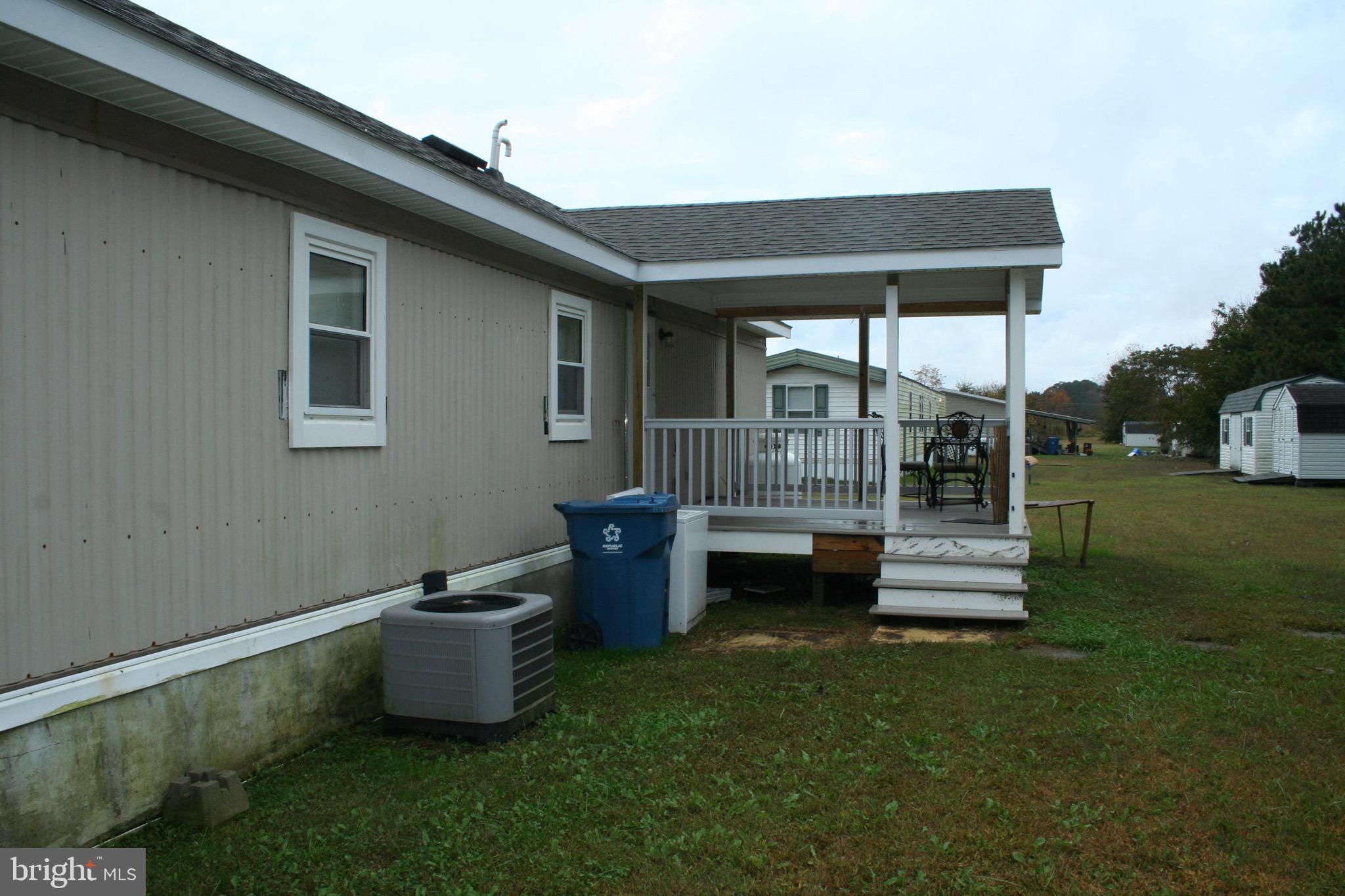 WESTSIDE MHP - Residential