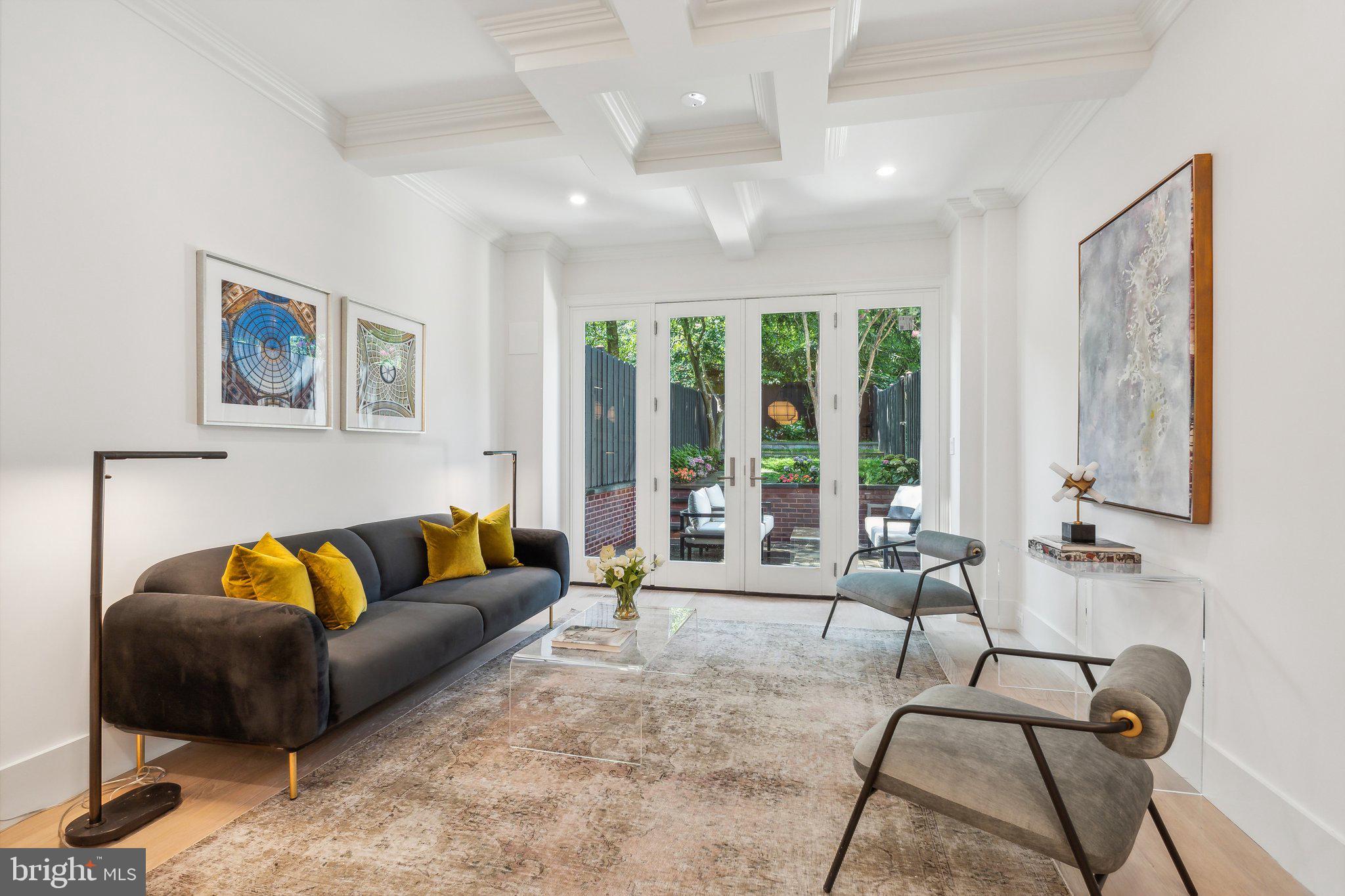 GEORGETOWN - Residential