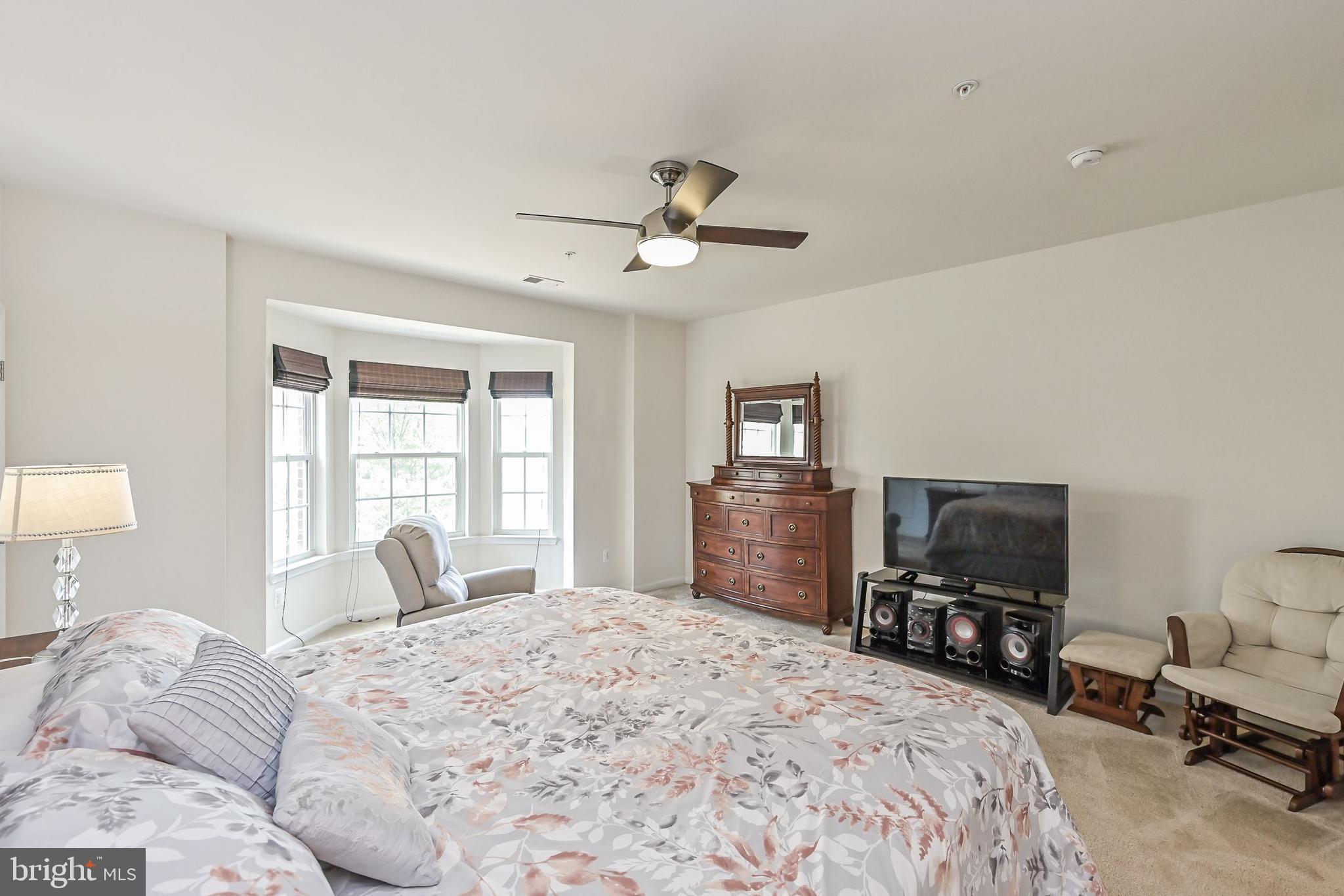 SOMERSET CONDO - Residential