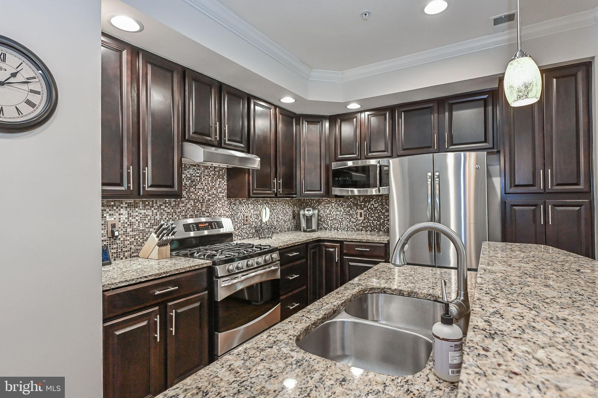 SOMERSET CONDO - Residential