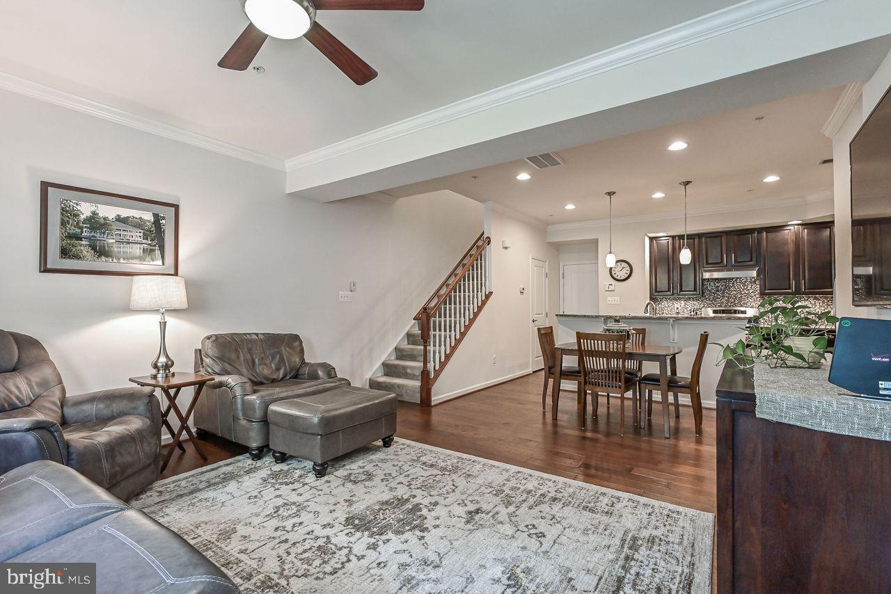 SOMERSET CONDO - Residential