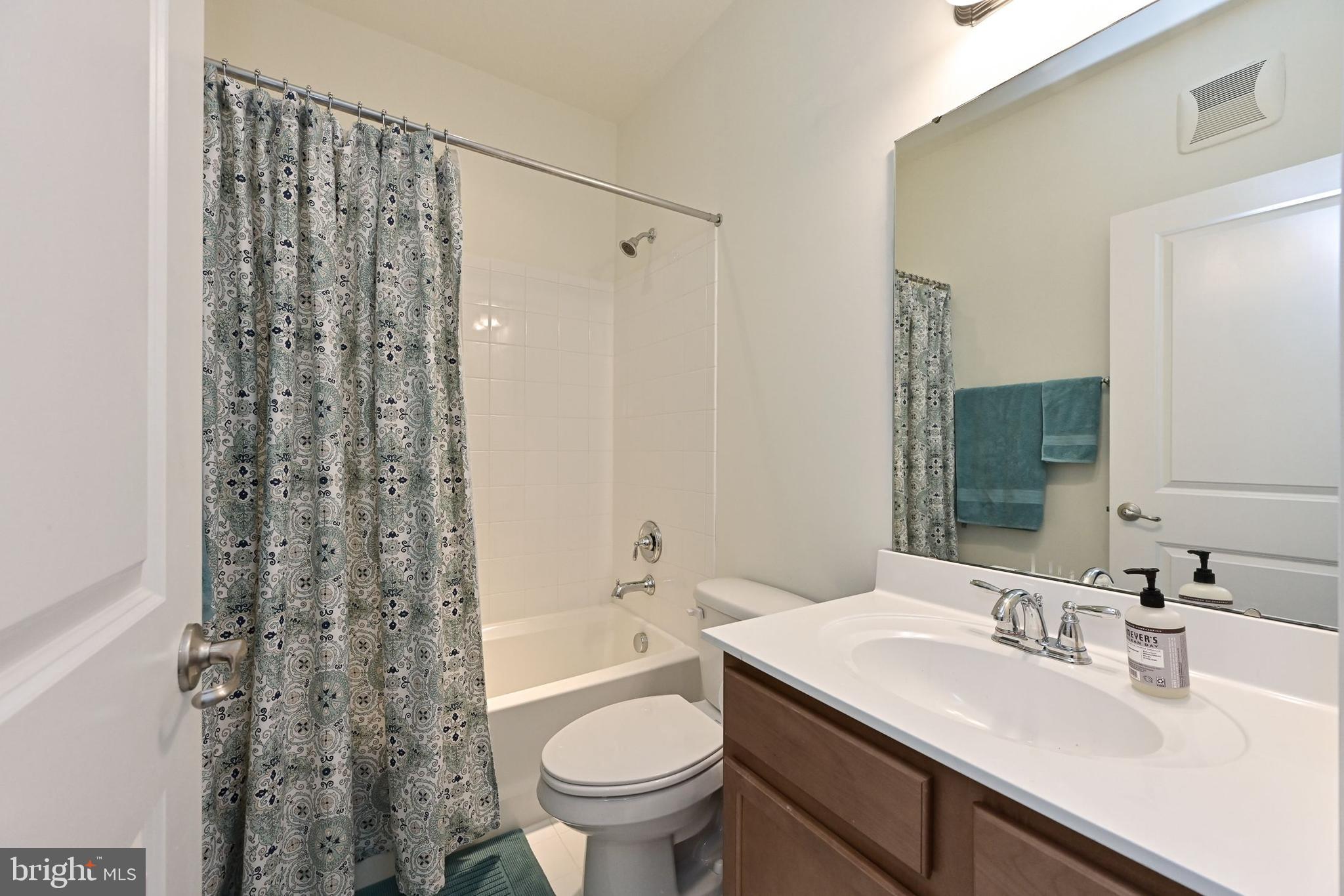 SOMERSET CONDO - Residential