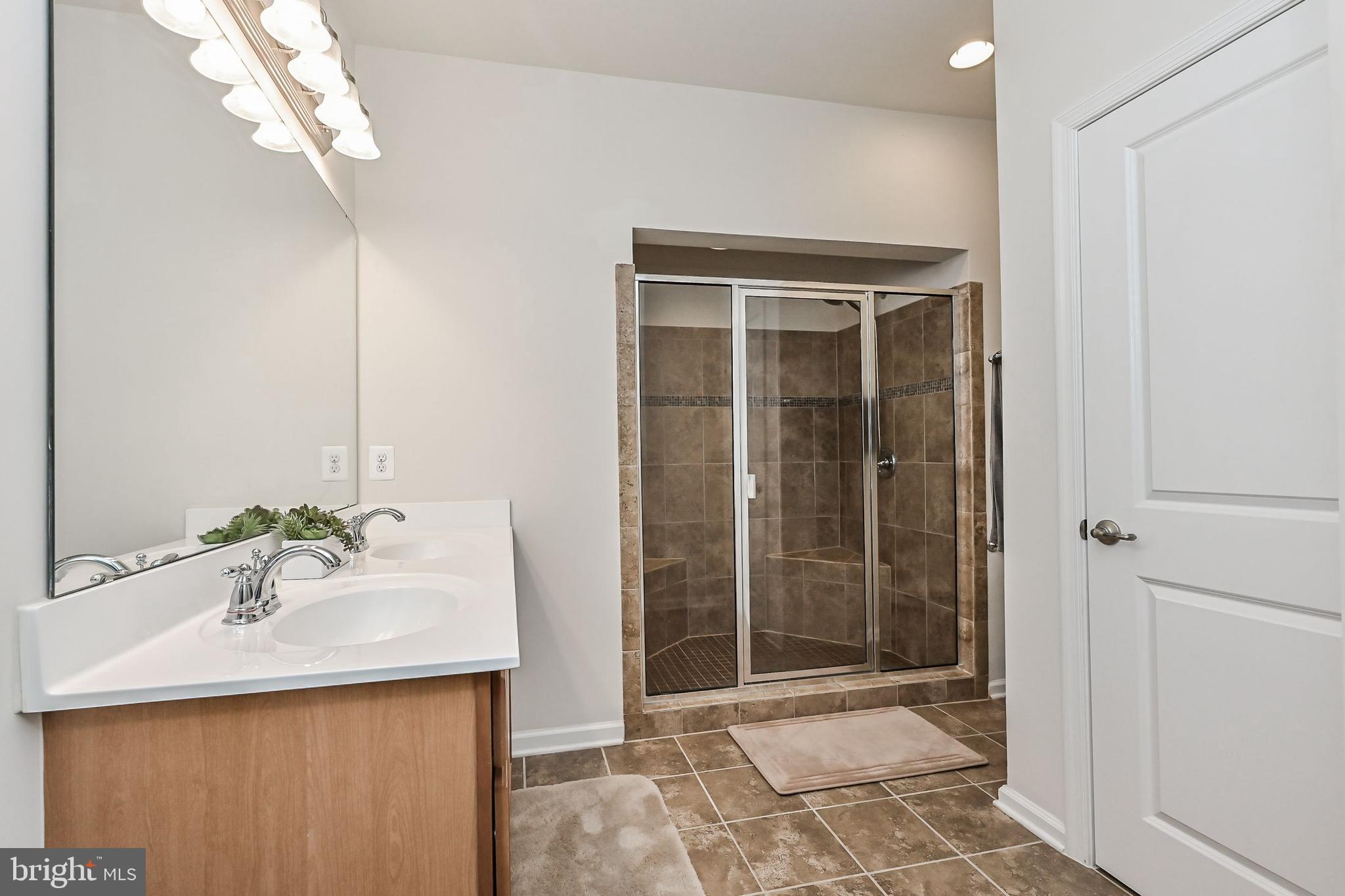 SOMERSET CONDO - Residential