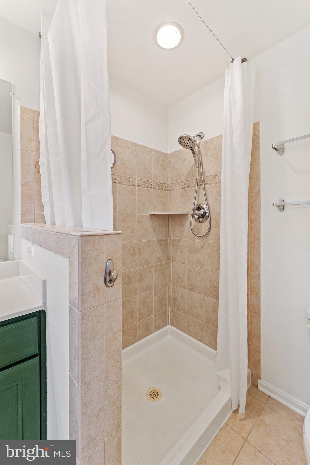 LAKEVIEW OF CULPEPER - Residential Lease