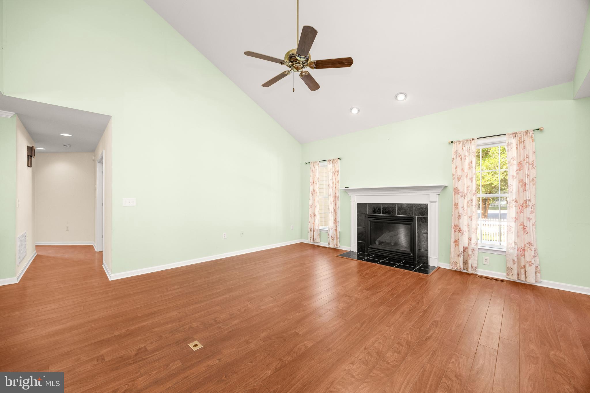 SLEEPY HOLLOW - Residential