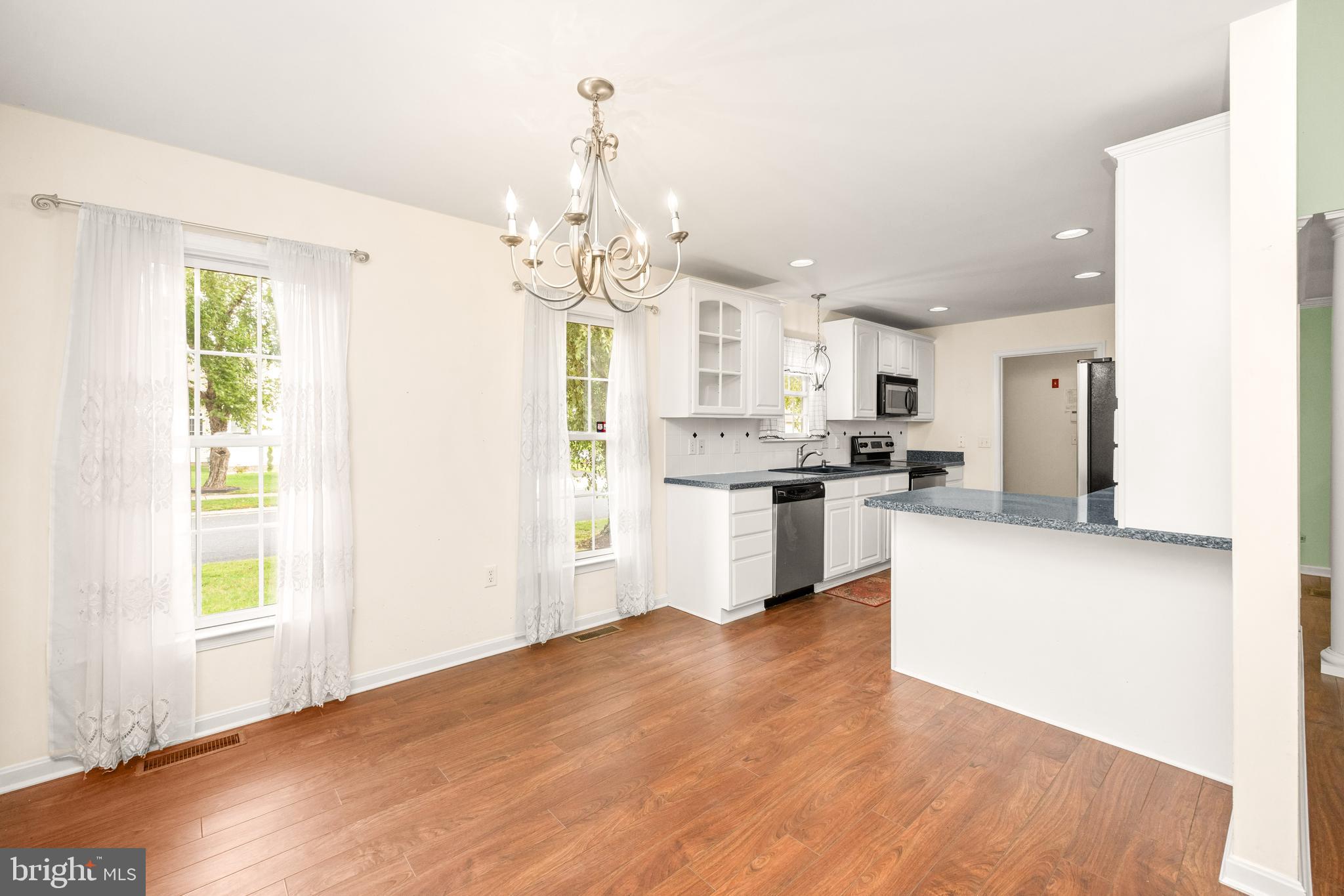 SLEEPY HOLLOW - Residential