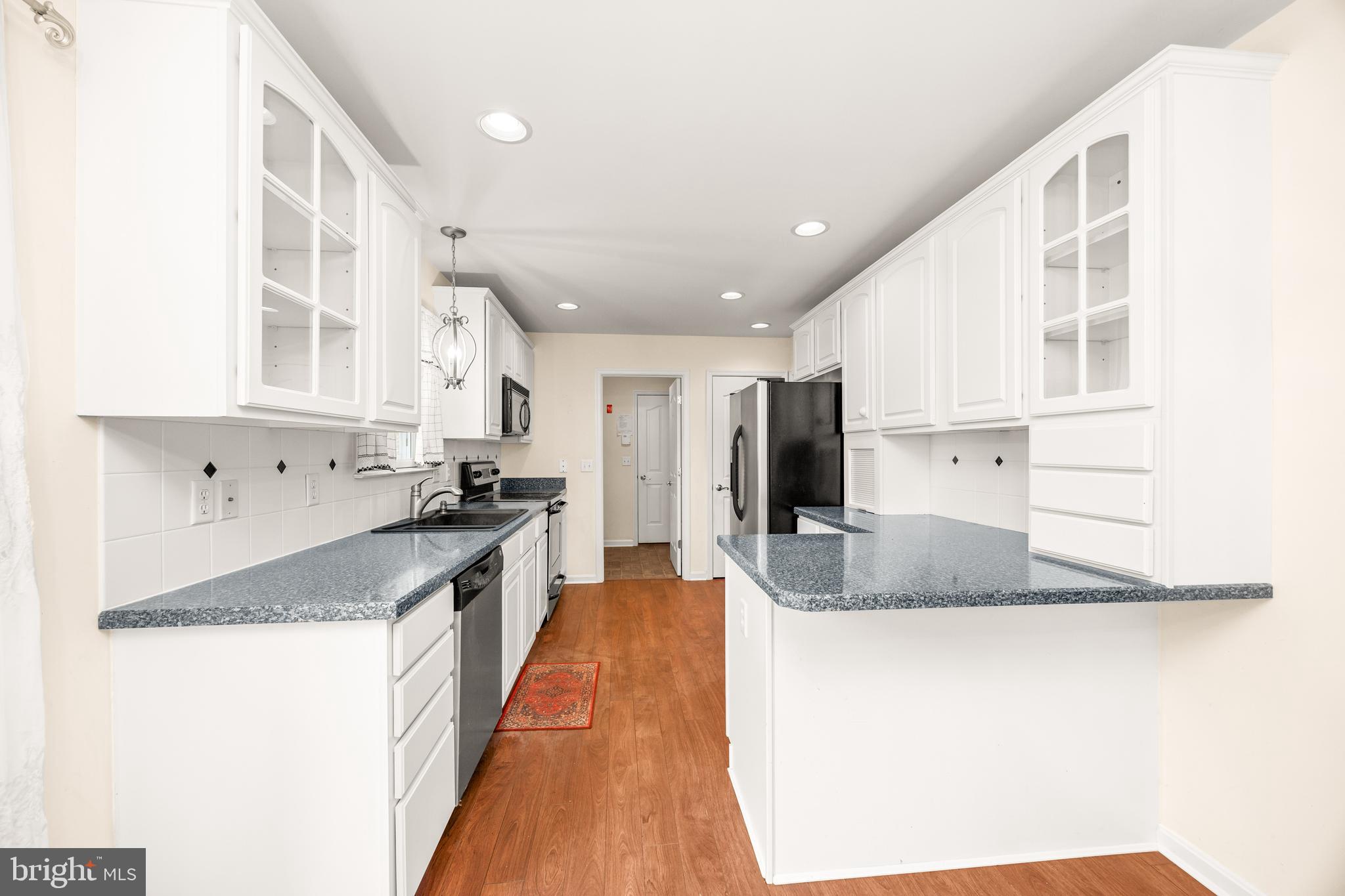 SLEEPY HOLLOW - Residential