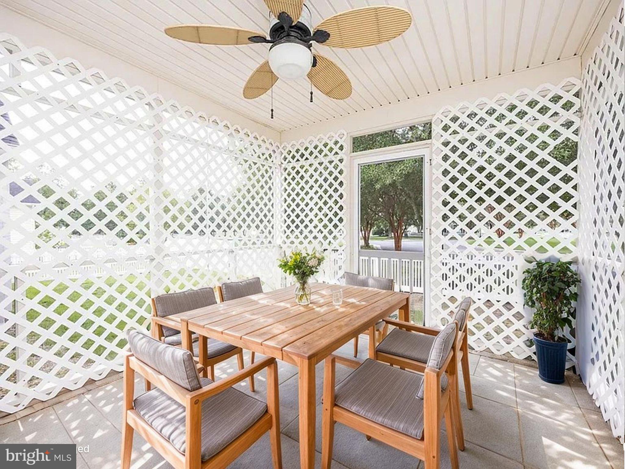 SLEEPY HOLLOW - Residential