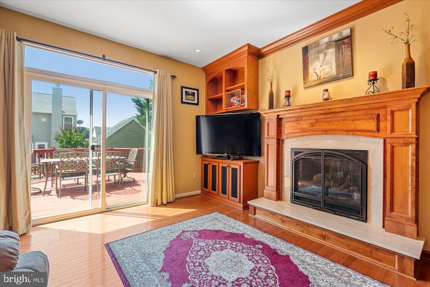 RESERVOIR RIDGE - Residential