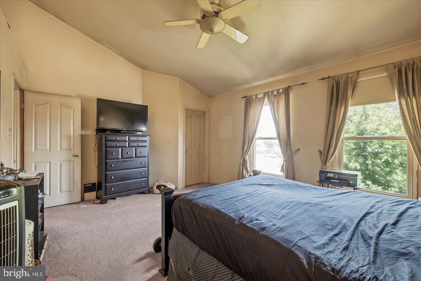 RESERVOIR RIDGE - Residential