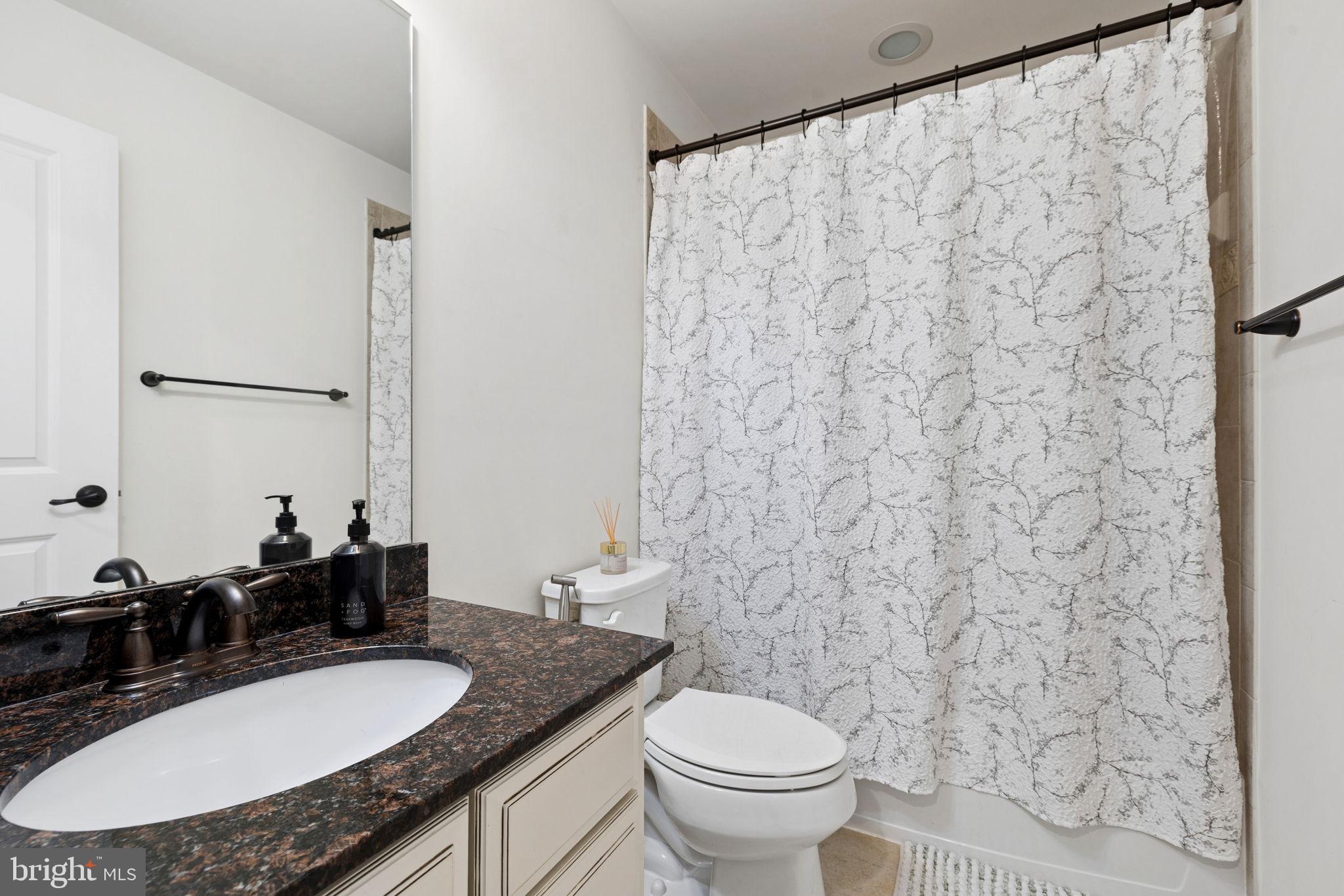 WENTWORTH GREEN - Residential