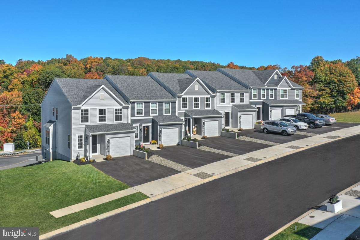 326 MAGNOLIA LANE LOT 66