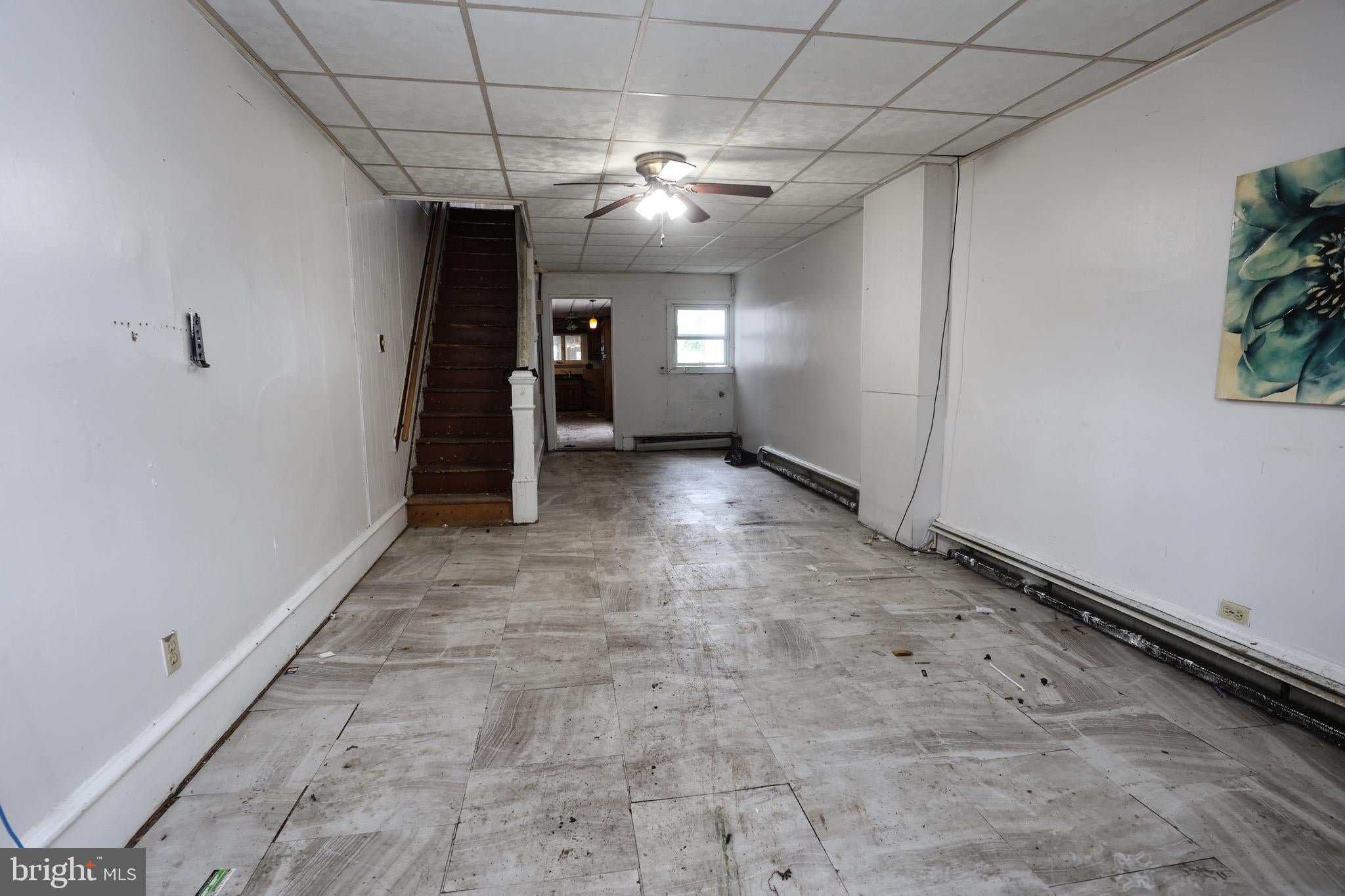 32 S FRANKLIN STREET