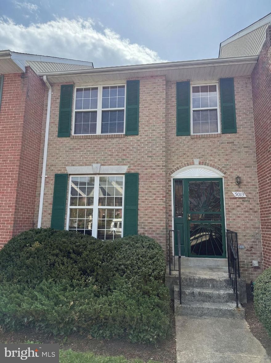 Spacious 3-level townhouse in Hyattsville, MD with great potential for the right buyer. The upper level features 3 bedrooms and 2 full bathrooms. The main level includes a half bath, and the basement offers an additional bedroom and full bathroom, providing a flexible layout with plenty of space.
Sold strictly as-is. Third-party approval is required. Property must remain active on the market for 30 days.
