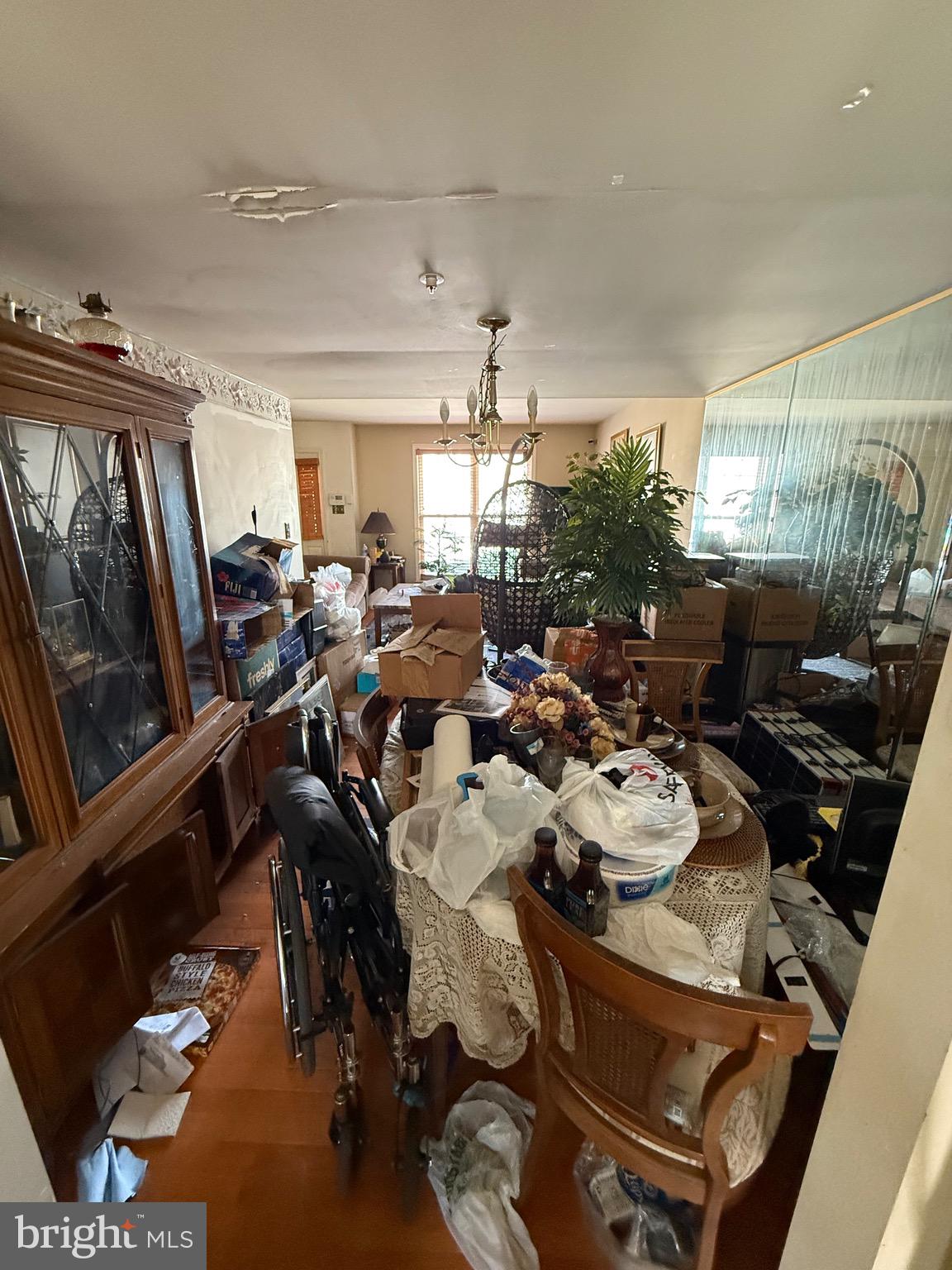 CHILLUM HILLS - Residential