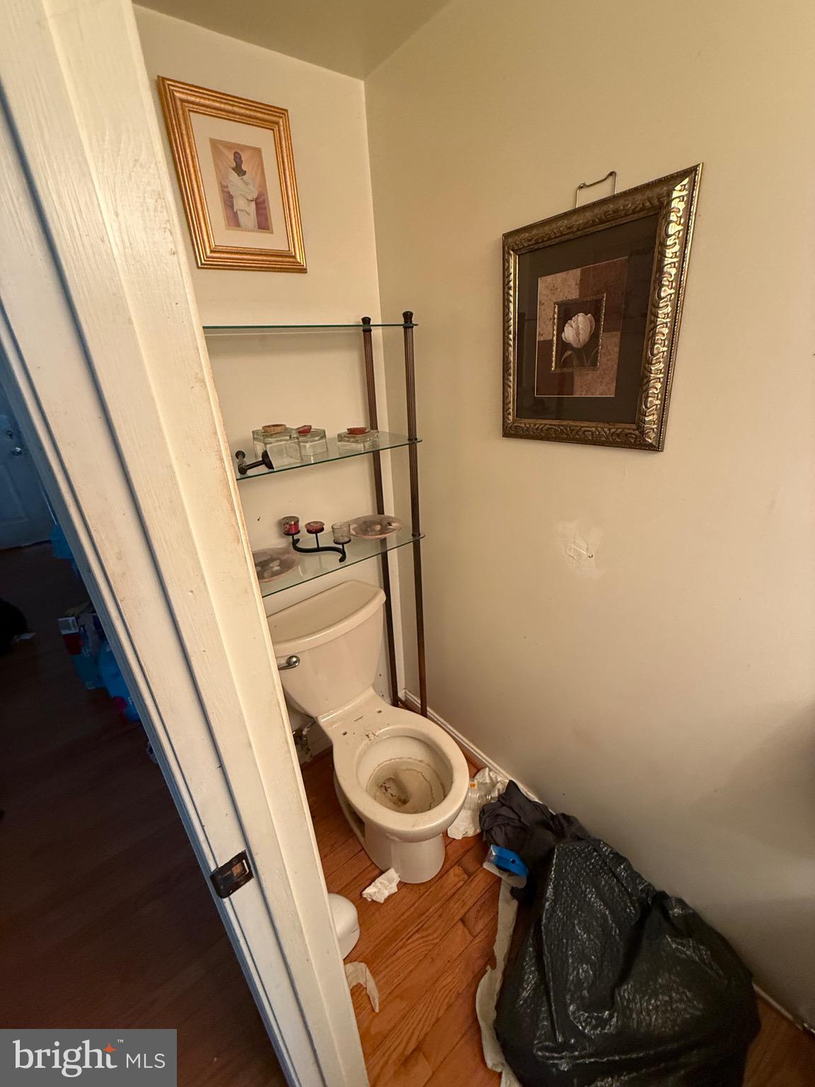 CHILLUM HILLS - Residential