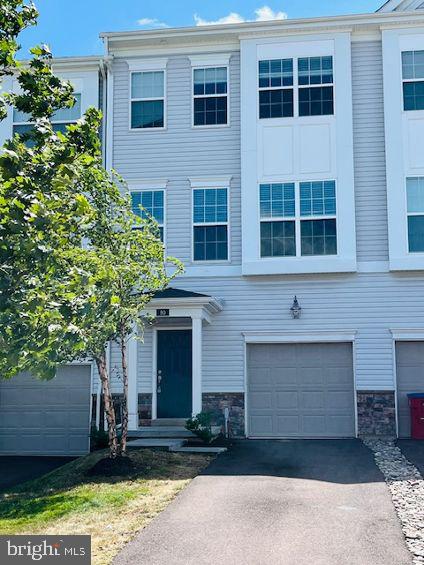 Move-in Ready!
Whispering Woods Owen J Roberts Schools
Welcome home to this stunning Townhome featuring 3 -4 bedrooms, 2 full baths, 2 half baths, and a 1-car garage with nearly 1900 sq ft of luxury living space.
Fully Finished Basement with half bath perfect for a home office, theatre, or playroom
Open Concept Main Floor with hardwoods throughout living, dining & kitchen
Upgraded Gourmet Kitchen Espresso cabinets, granite counters, breakfast bar & HUGE walk-in pantry
Oversized Master Suite his & hers closets, spa-like bath with granite vanity & ceramic tile
Convenient 2nd Floor Laundry washer & dryer included!
Plenty of parking: 1-car garage , driveway, plus guest parking
Spacious Deck - perfect for relaxing or entertaining outdoors
HOA takes care of lawn care
Prime Location: Minutes to Rt 422, Rt 724 & PA 100 quick access to King of Prussia, Collegeville, Exton & Pottstown.
Sorry, No Pets & No Smoking !
Tenant responsible for all utilities.
Available NOW just bring your bags and move in!