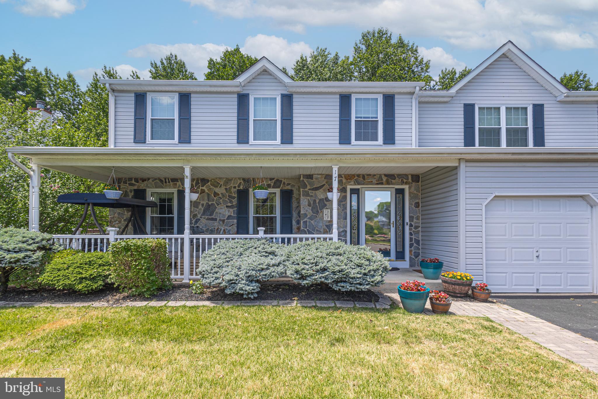 WELLINGTON ESTATES - Residential