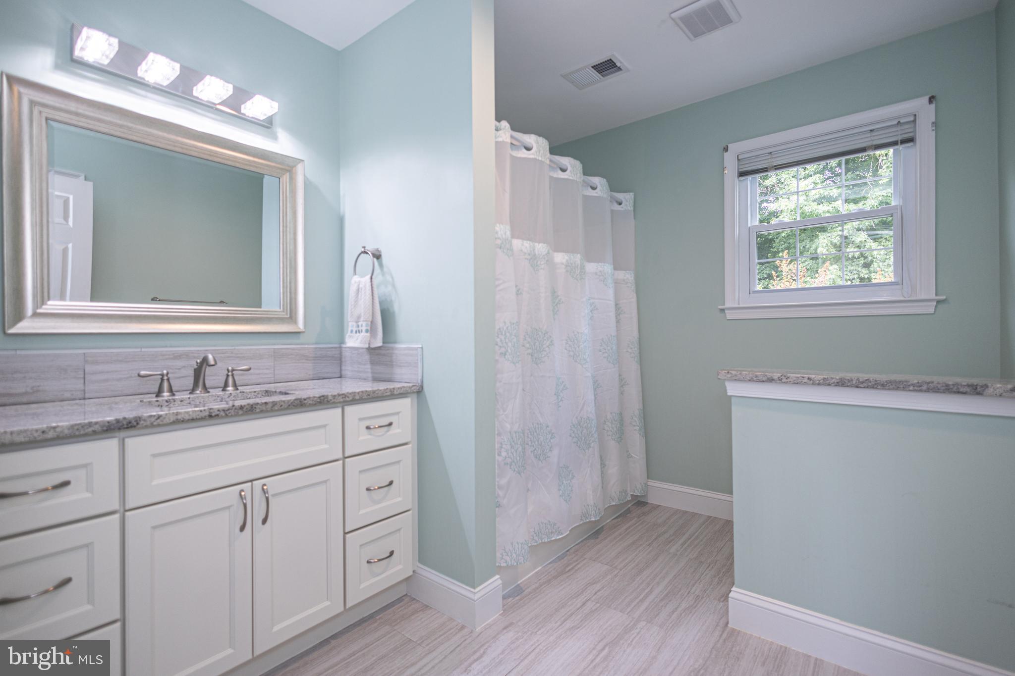 WELLINGTON ESTATES - Residential