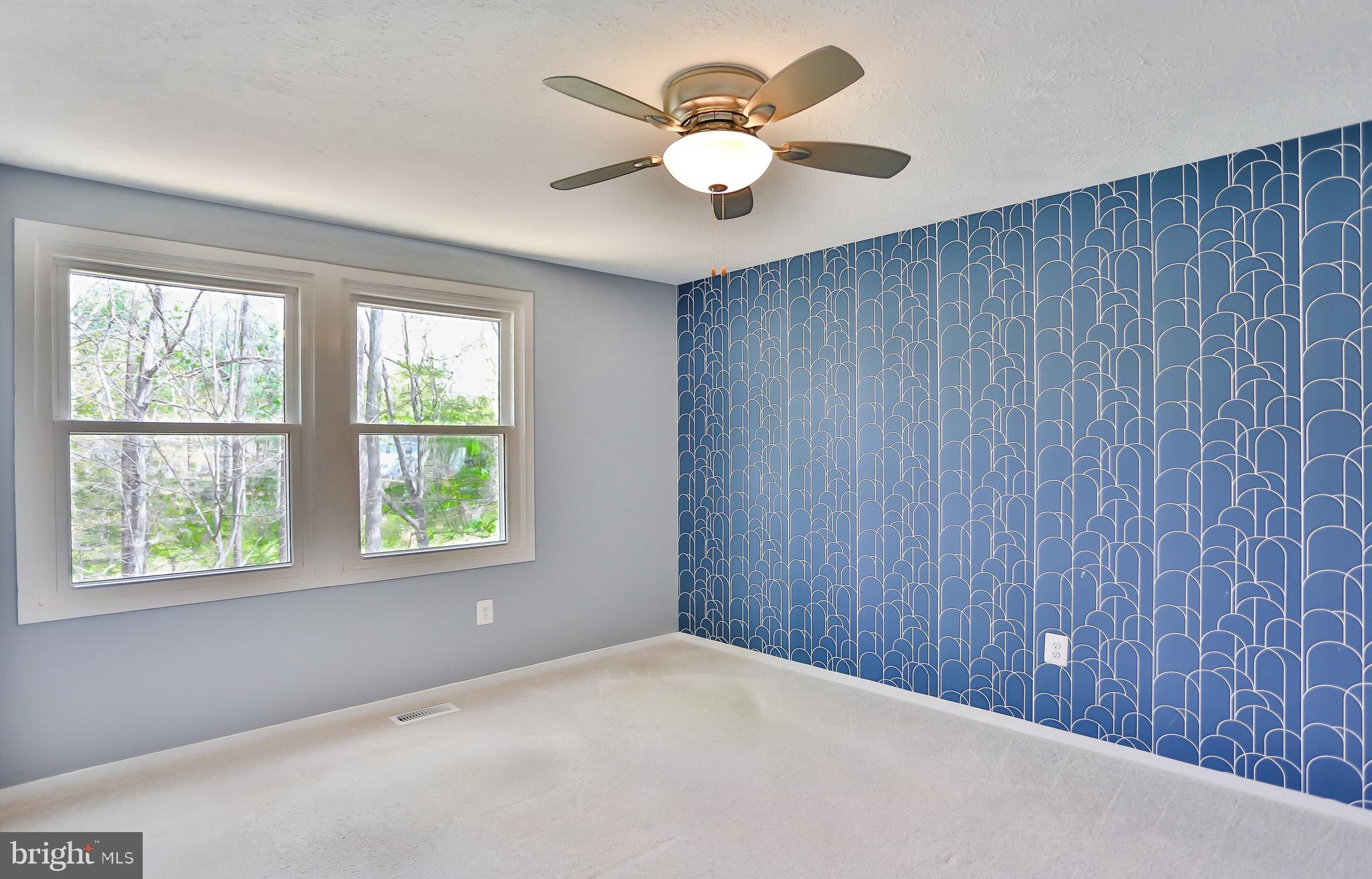 COUNTRY CLUB LAKE - Residential