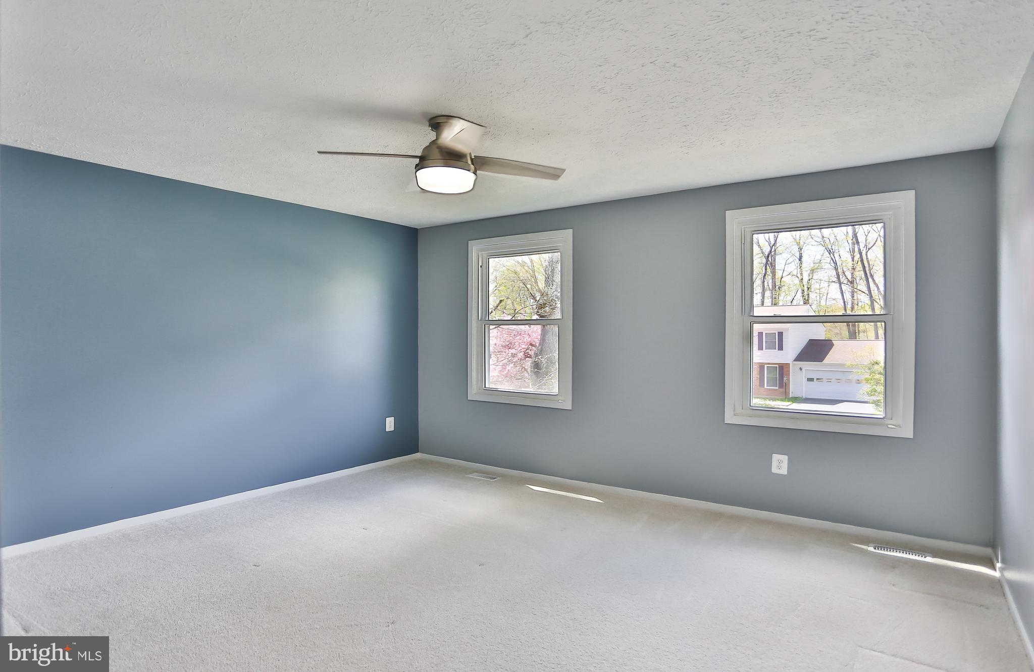 COUNTRY CLUB LAKE - Residential