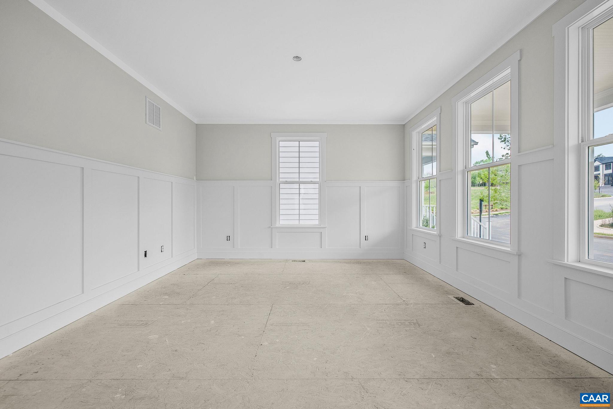 LOCHLYN HILL - Residential