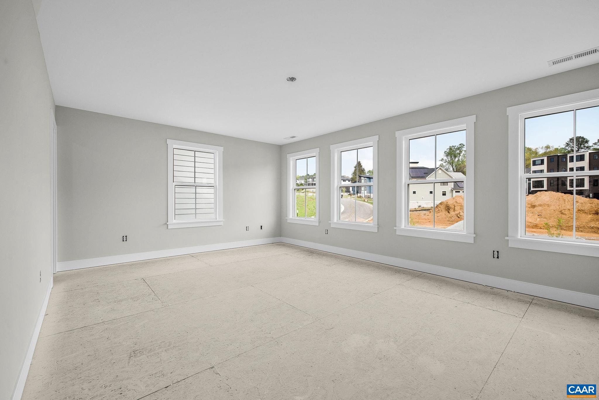 LOCHLYN HILL - Residential