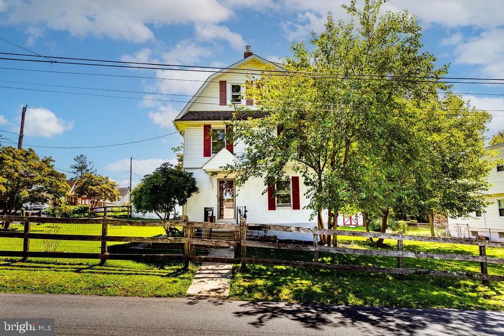4400 SCHOOL LANE