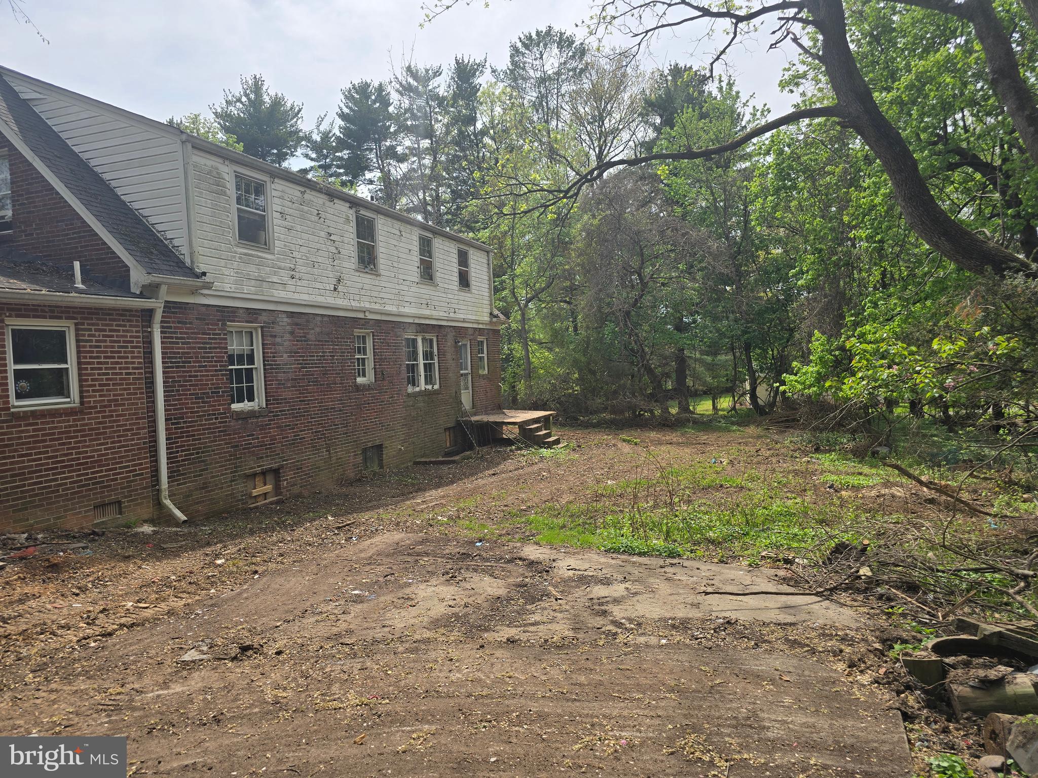 COLESVILLE OUTSIDE - Residential